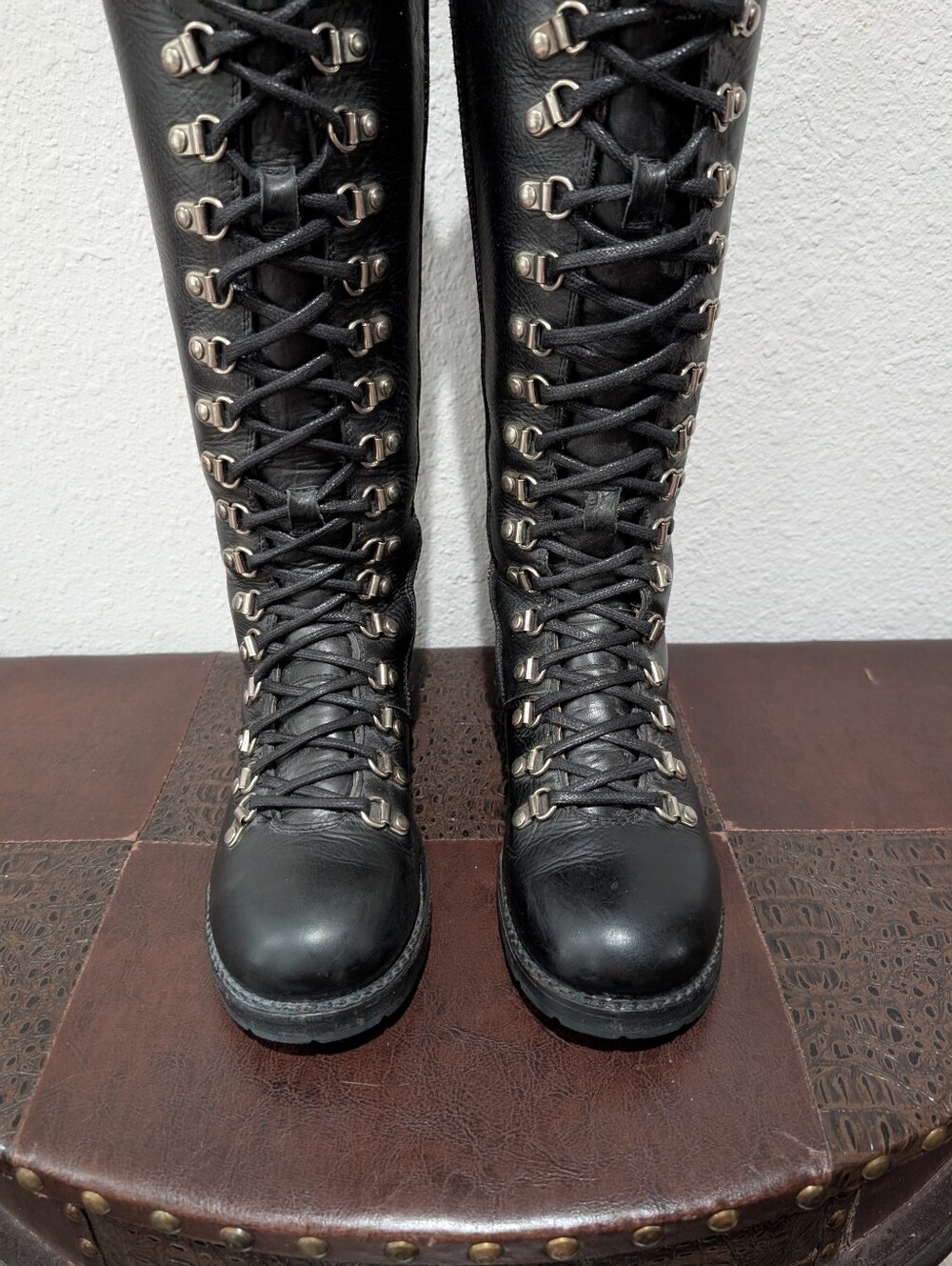 VTG Frye Rogan Tall Black Leather Combat Lace-Up Side-Zip Boots Size 7.5 - Picture 4 of 16